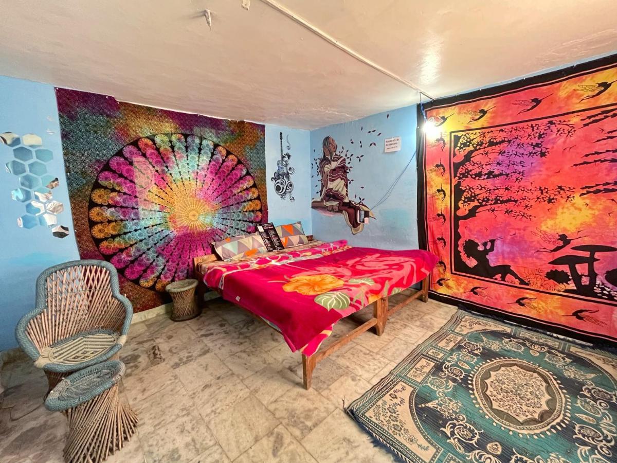 Memoir Homestay Kasol Eksteriør bilde