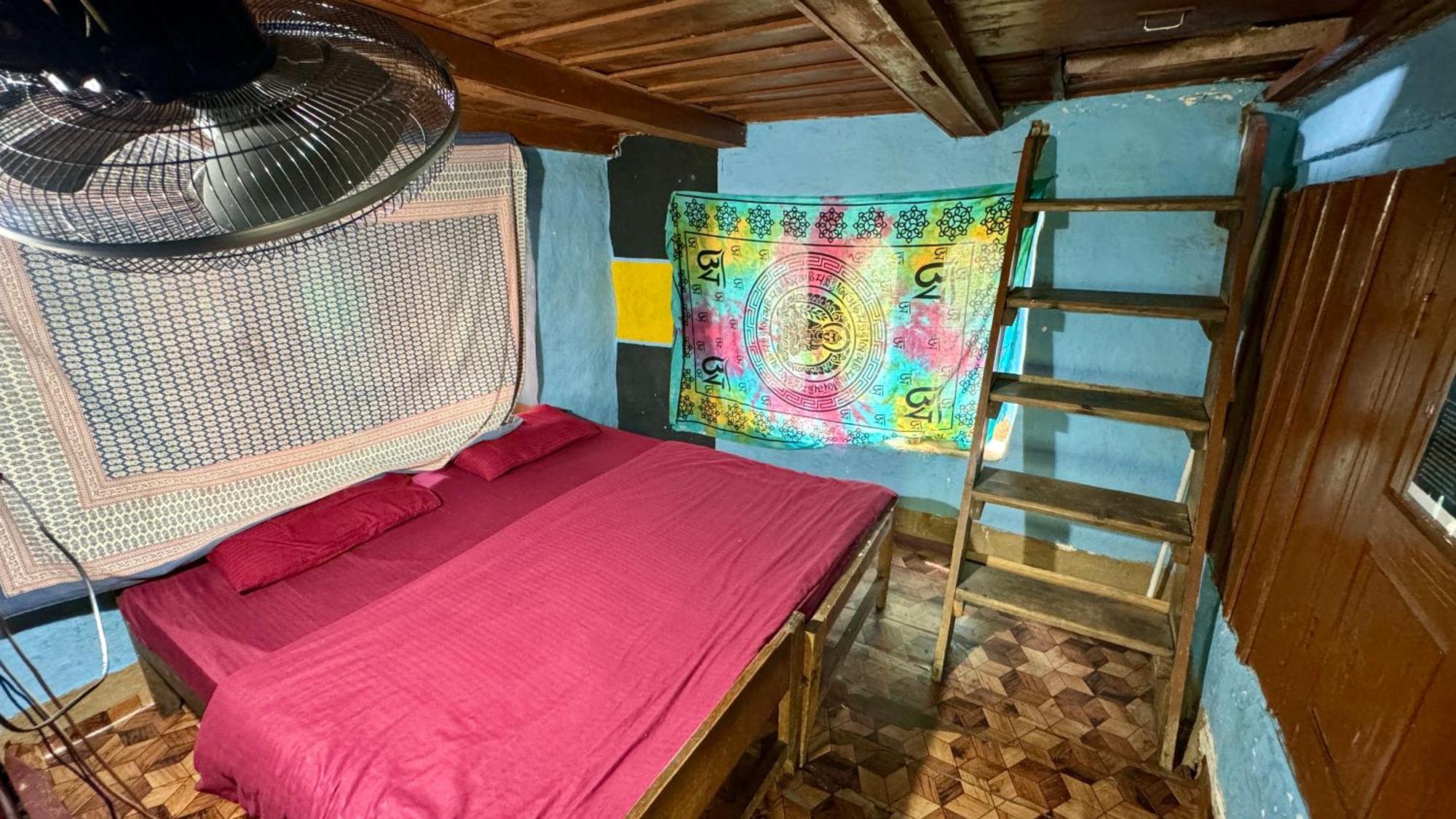 Memoir Homestay Kasol Eksteriør bilde