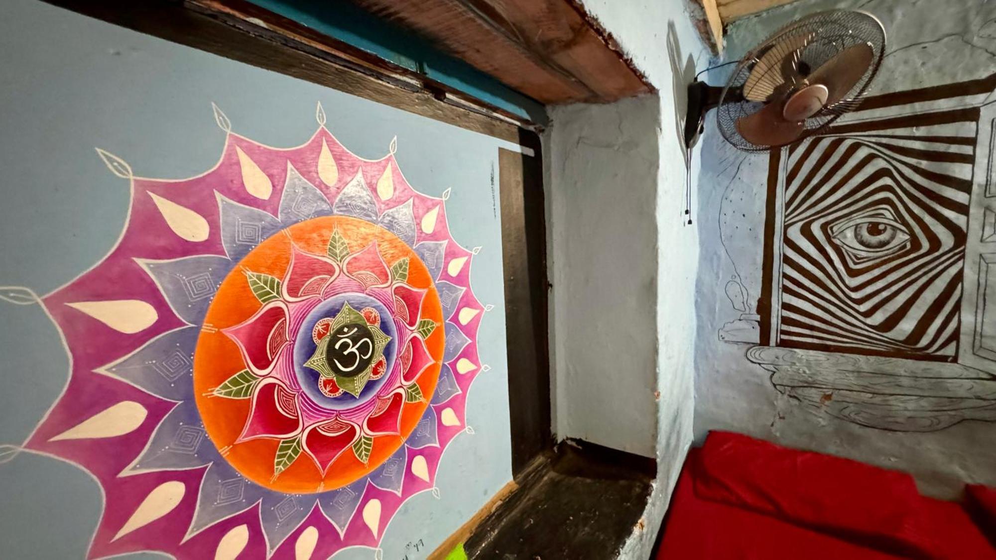 Memoir Homestay Kasol Eksteriør bilde