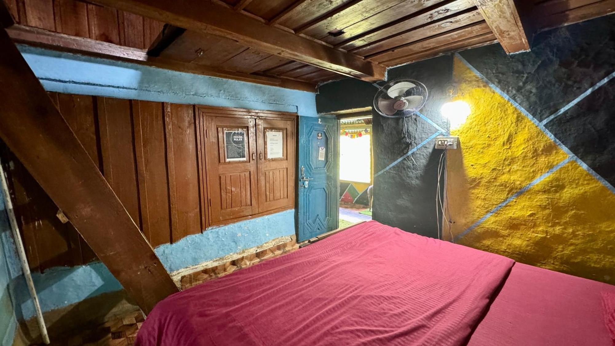 Memoir Homestay Kasol Eksteriør bilde